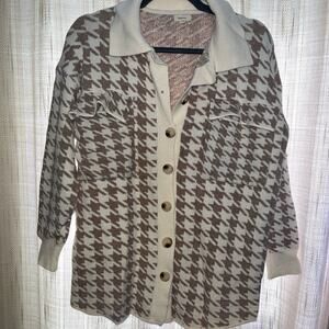 Debut Cream and tan button up cardigan with front pockets
